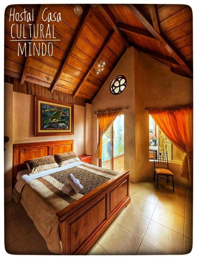 Casa Cultural Mindo Hotel Bagian luar foto