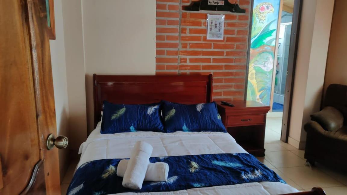 Casa Cultural Mindo Hotel Bagian luar foto